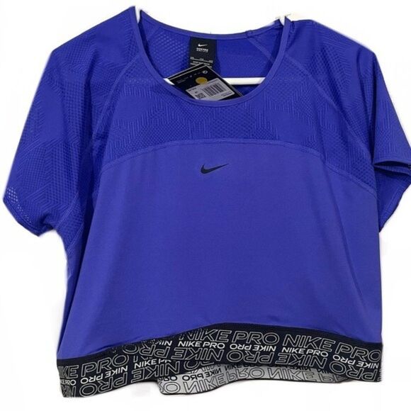 NWT Nike Pro Plus Size Fitted Athletic Crop Top - Picture 1 of 6